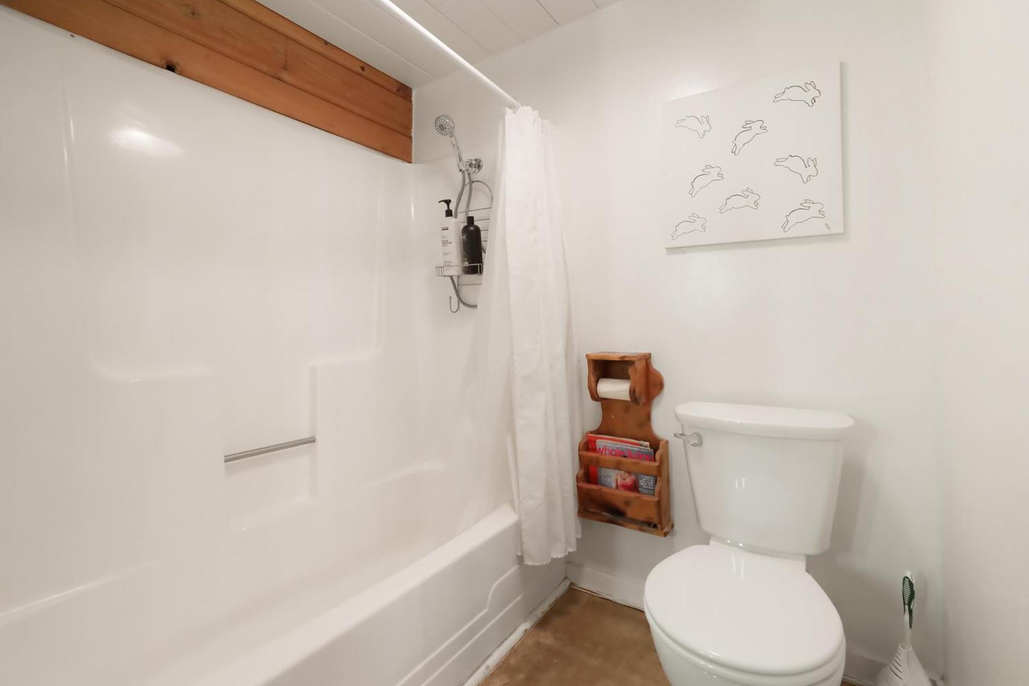 Spacious Classic Cabin Retreat- Near Lassen Mill Creek 외부 사진